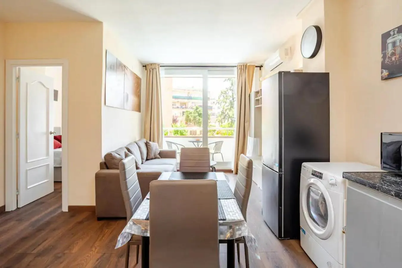 Ideal Family Retreat 5 Minutes From Fenals Beach Lloret de Mar Apartamento